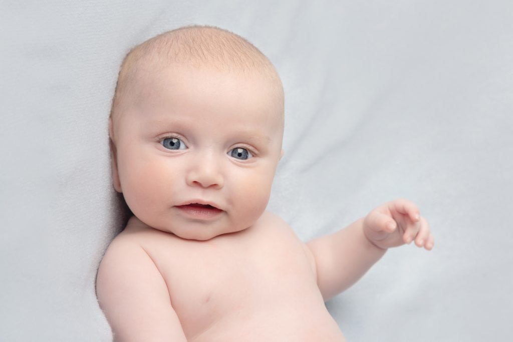 baby photos at 10 weeks old