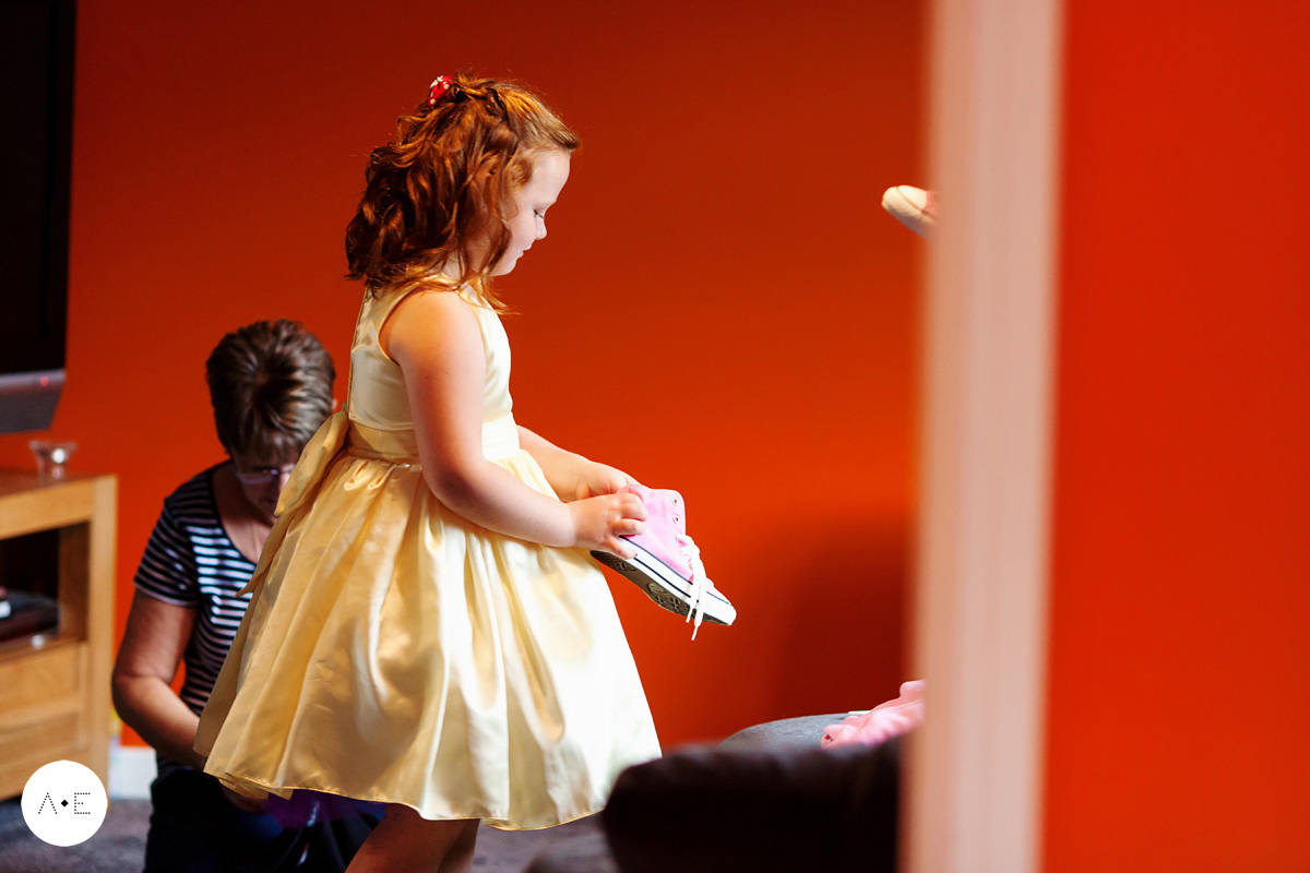 bridesmaids getting ready aptured by Alison Edwards Photography Nottingham wedding photographer